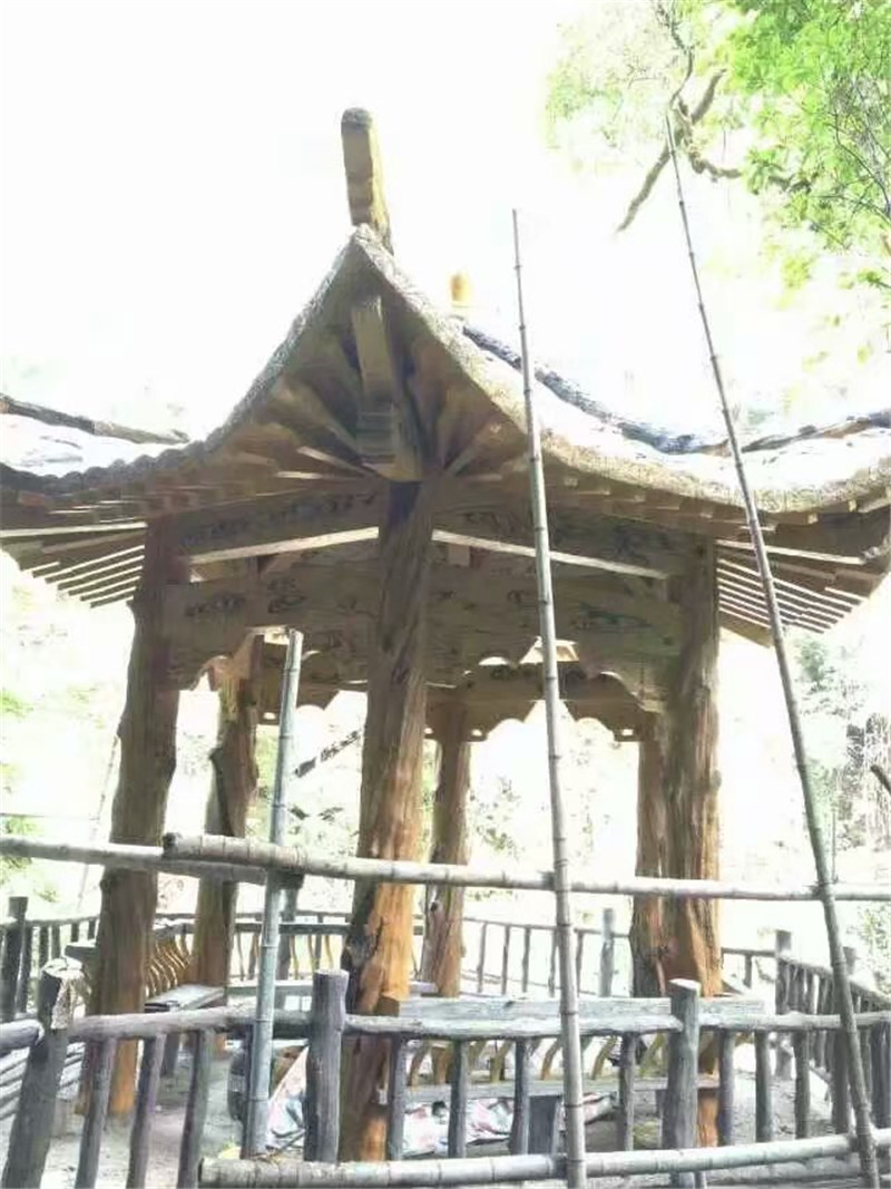 園林景觀雕塑現(xiàn)場